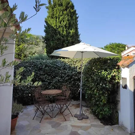 Charmante Petite Maison A L'entree De Tropez * Saint-Tropez