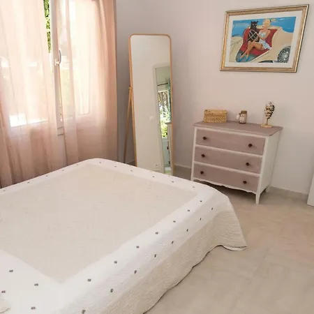 Charmante Petite Maison A L'entree De Tropez * Saint-Tropez