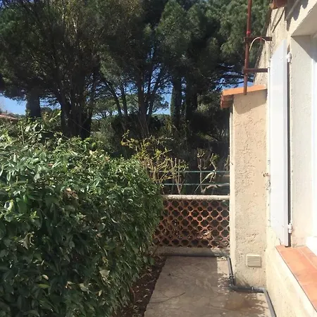 Charmante Petite Maison A L'entree De Tropez Saint-Tropez